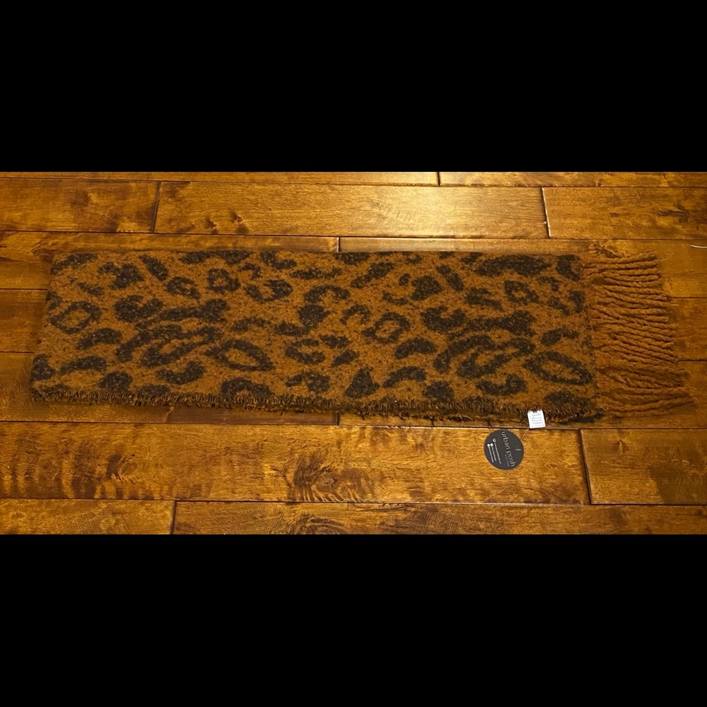 Tiger Queen Scarf with Fringe from Urban Posh (never worn)